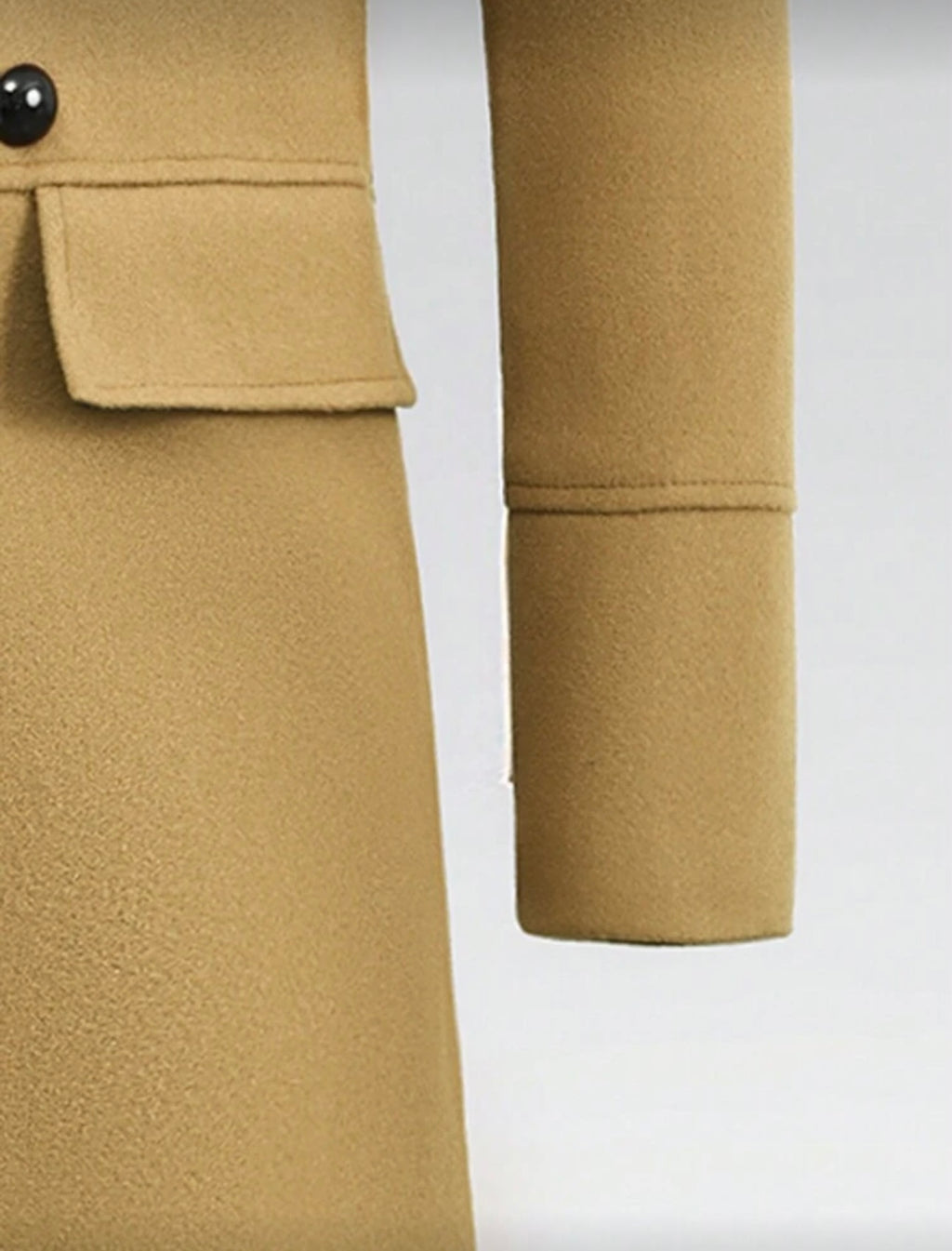Men’s Wool-Blend Double-Breasted Overcoat with Faux-Fur Collar – Camel